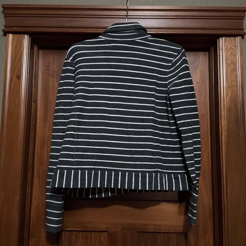 Loft Jacket Size Medium. - image 5